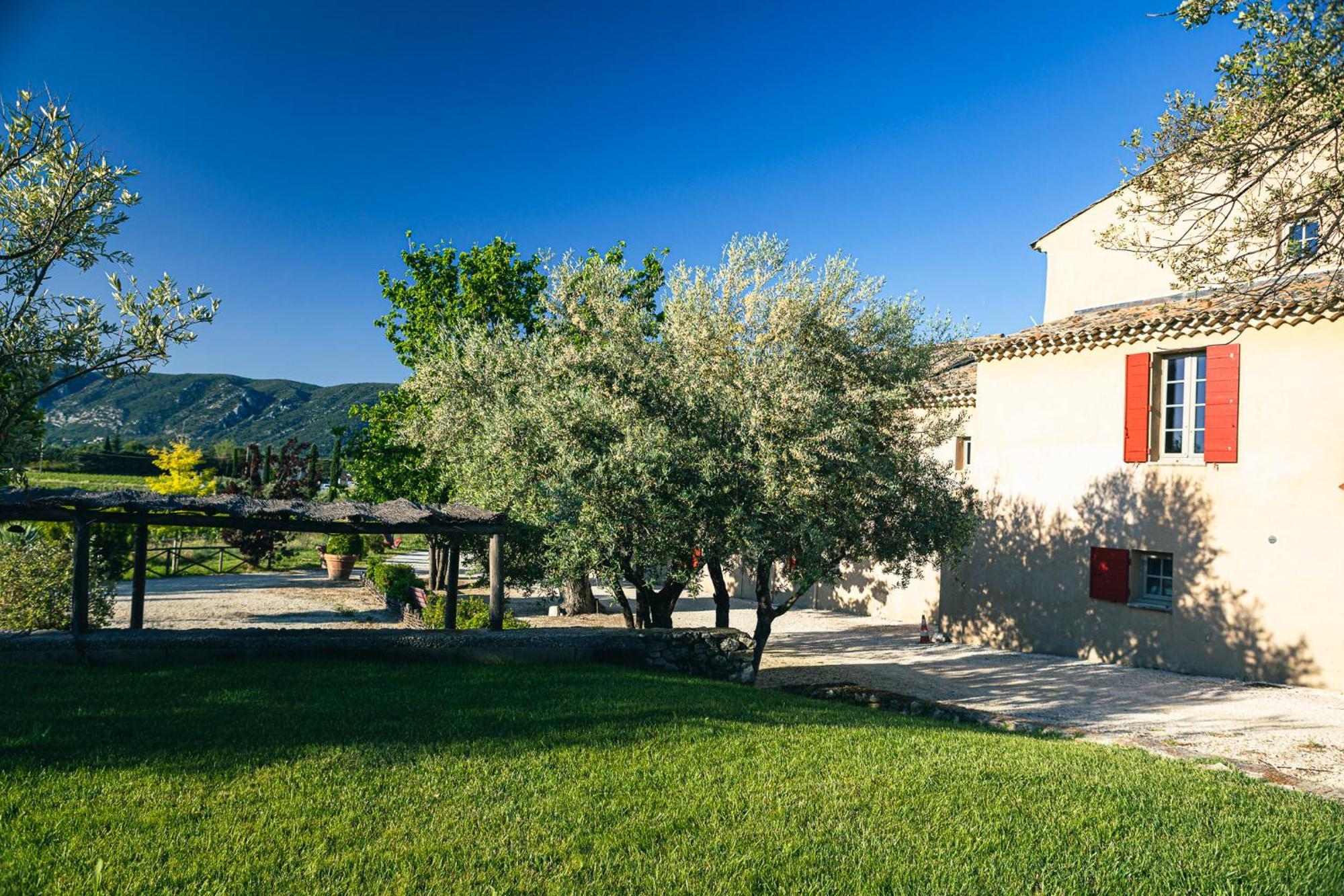 Domaine Des Peyre Apartment Robion en Luberon Exterior photo