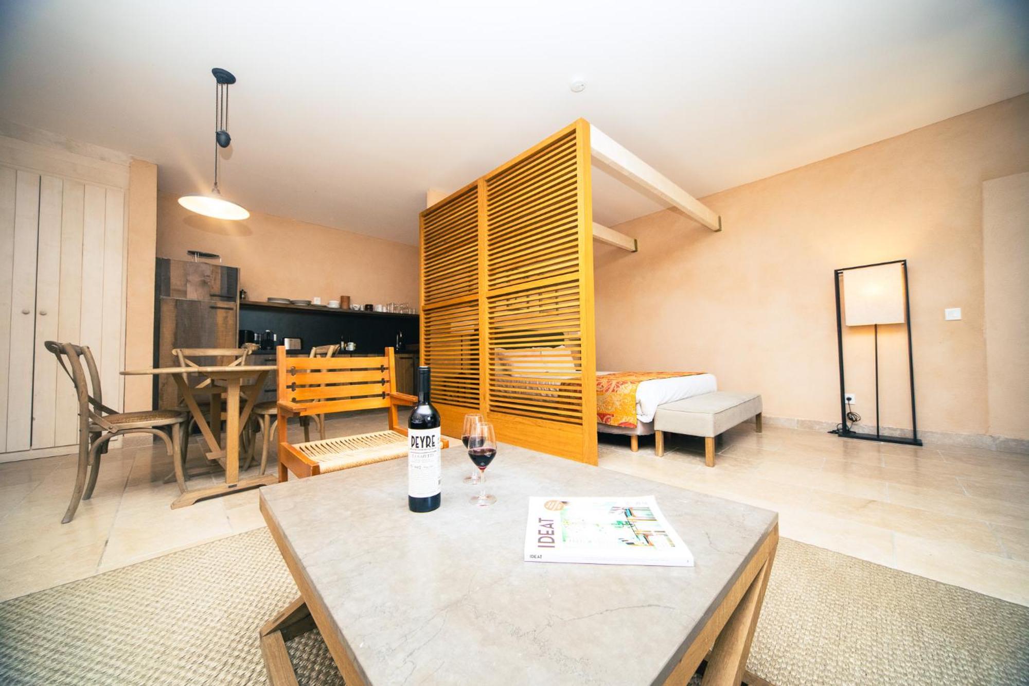 Domaine Des Peyre Apartment Robion en Luberon Exterior photo